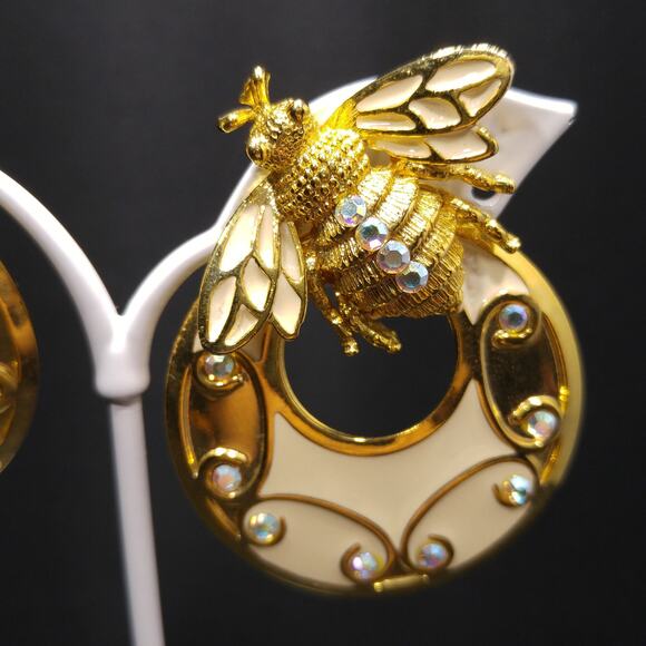 Vintage Large Bee Insect Clip Earrings, Cream Enamel - Picture 7 of 10